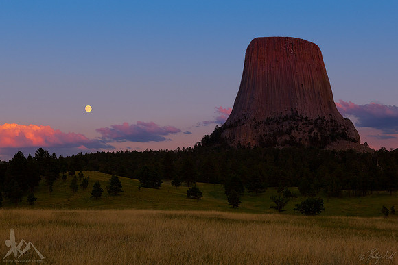 Moonrise at Devil's Tower