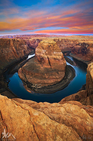 Sunrise at Horseshoe Bend