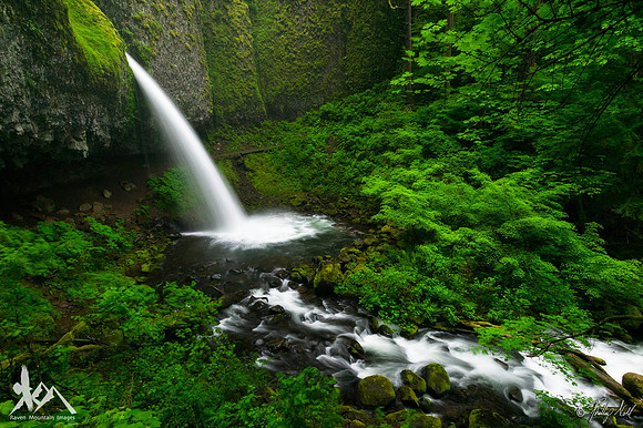 Ponytail Falls